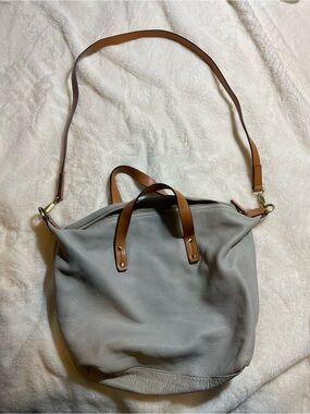 GAP Gray Pebbled Shoulder Tote with Tan Straps Leather READ